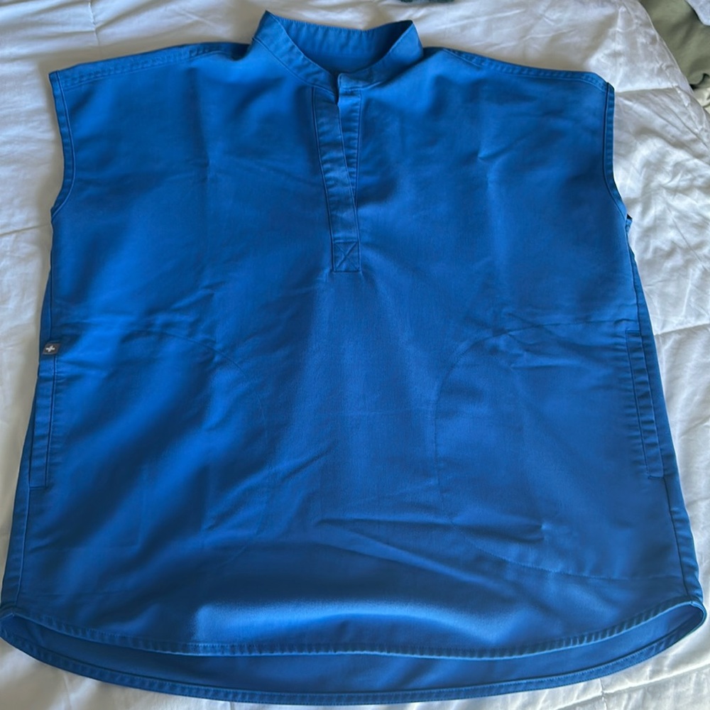 Figs Rafaela scrub top